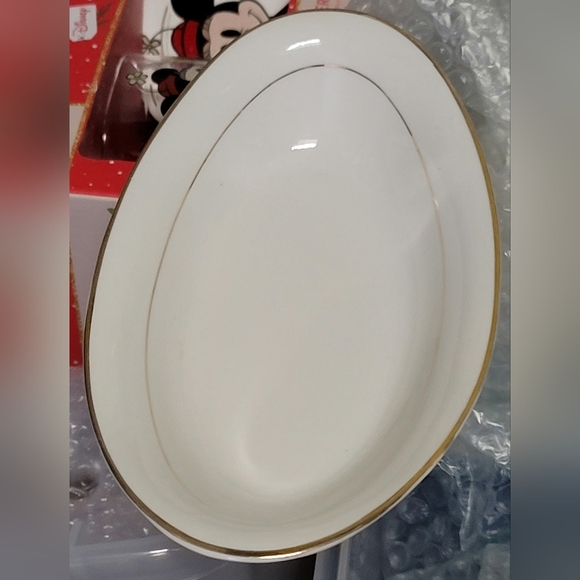 Relish Dish, The Yukon (Gold Trim & Verge)by NORITAKE - Picture 2 of 5